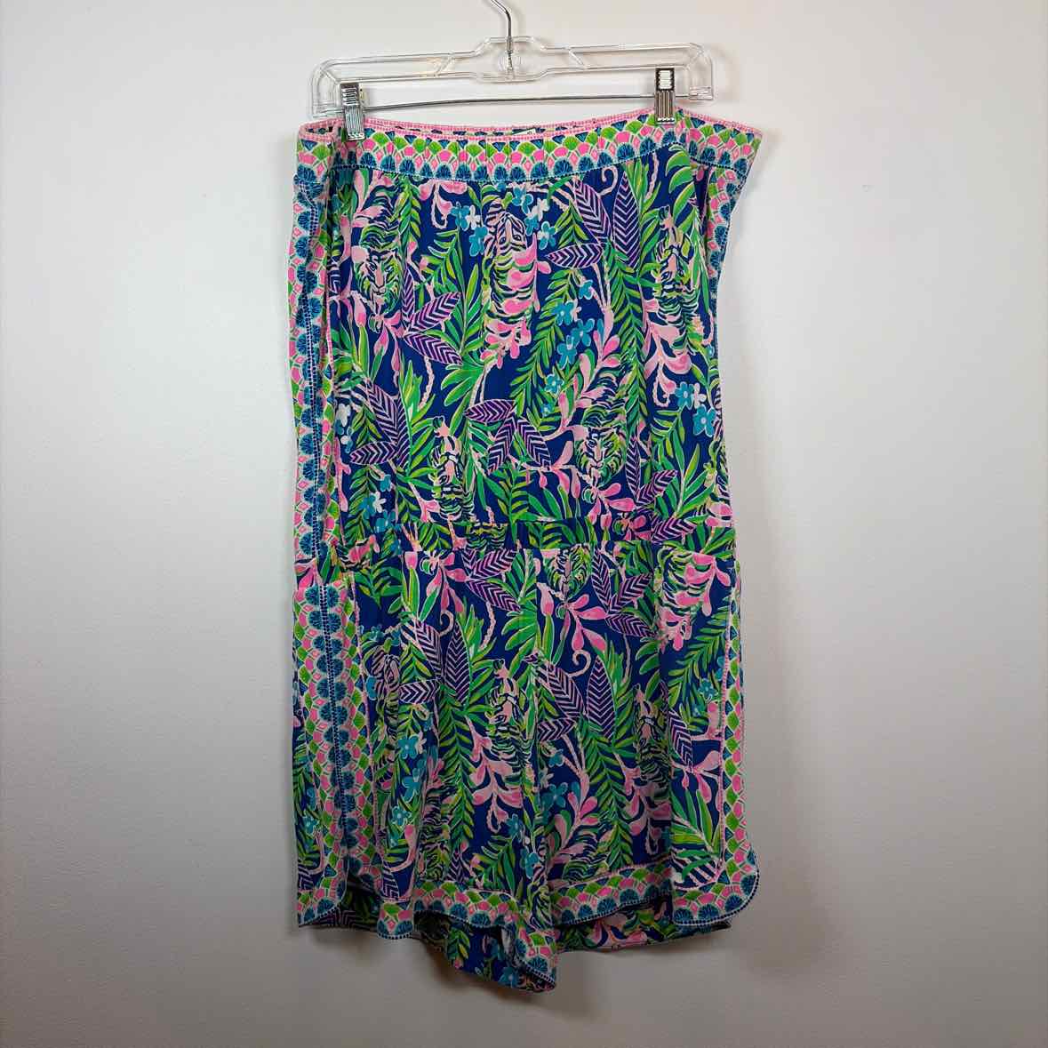 Pre-Owned Size XL Lilly Pulitzer Blue Print Romper
