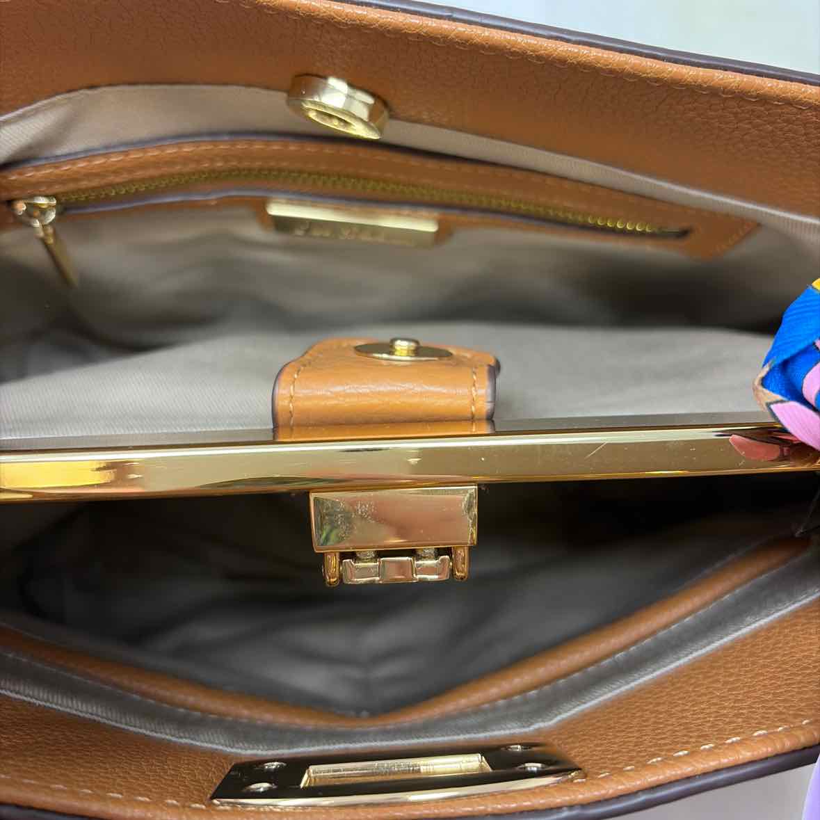 Pre-Owned Sam Edelman Brown Leather Handbag