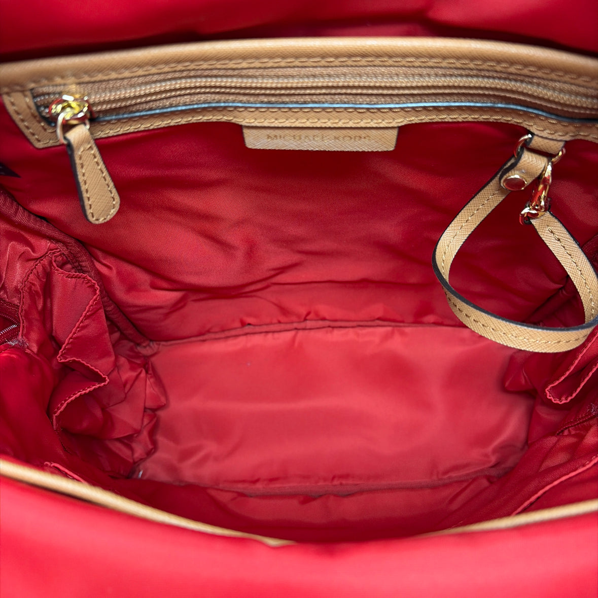 Pre-Owned Michael Kors Red Nylon Handbag