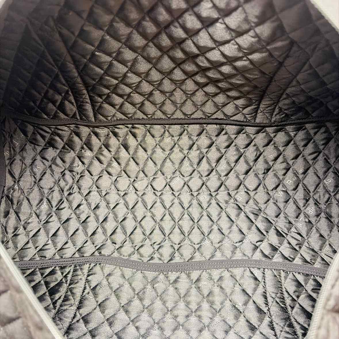 Pre-Owned Vera Bradley Black Fabric Handbag