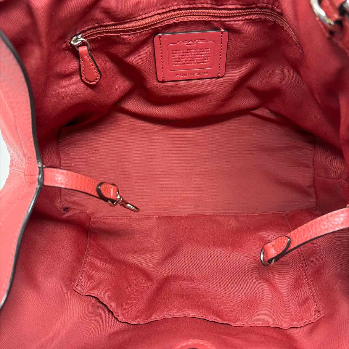 Pre-Owned Coach Hot Pink Leather Handbag