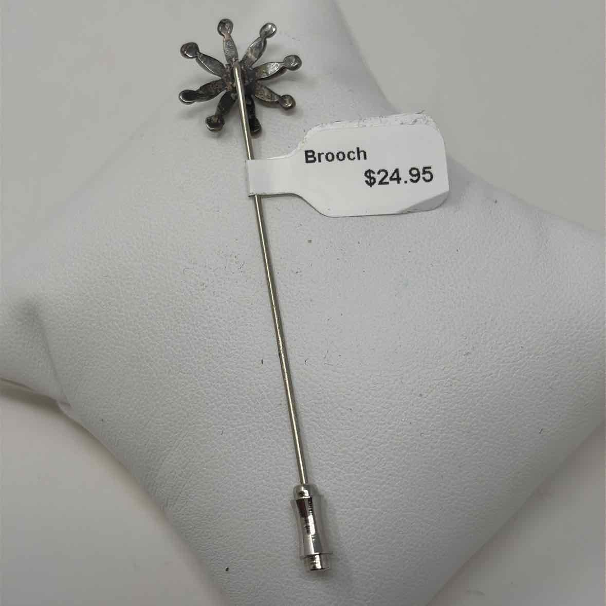 Pre-Owned Turquoise Brooch