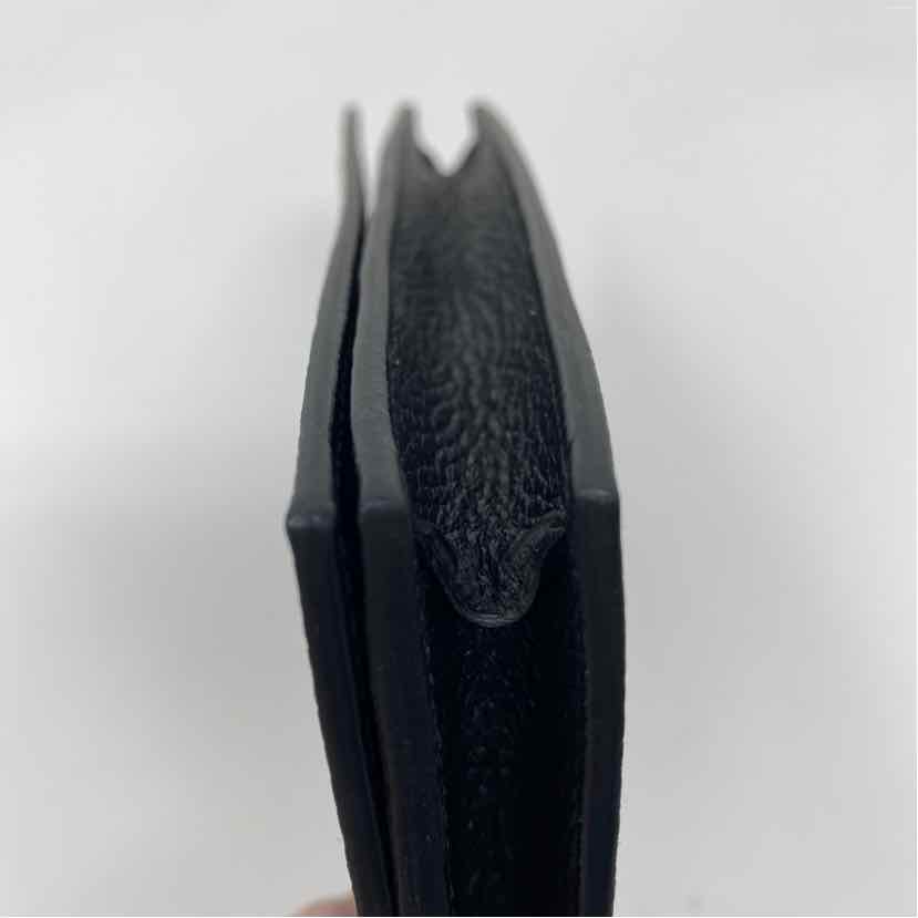 Pre-Owned Gucci Black Leather Designer Handbag