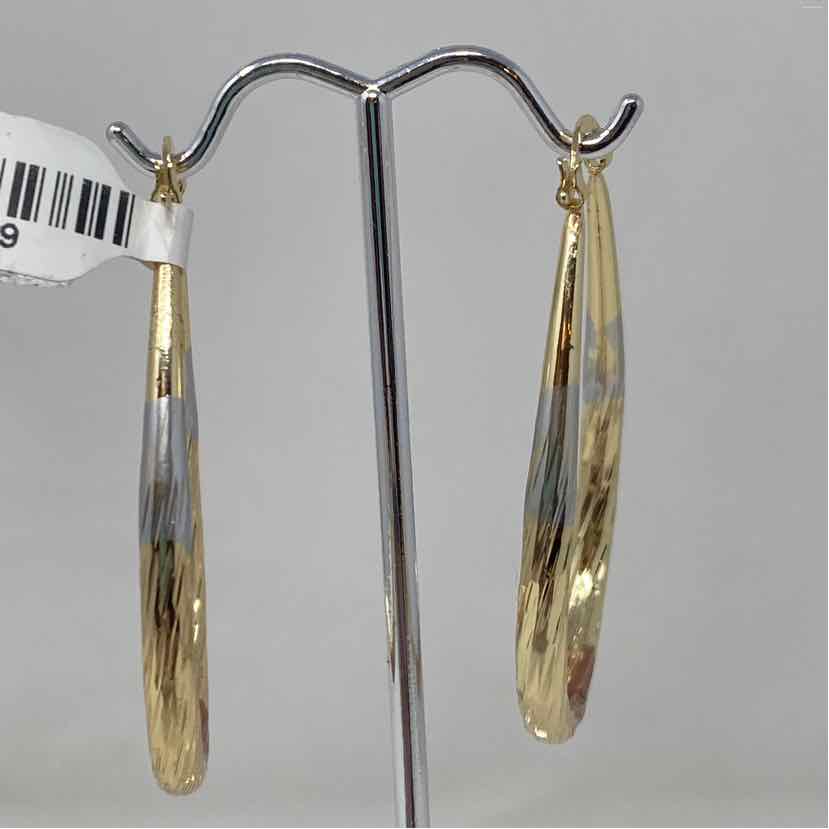 Tri Metal Metal Earrings