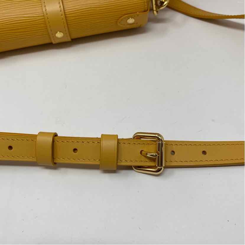 Pre-Owned Louis Vuitton Tan Leather Designer Handbag