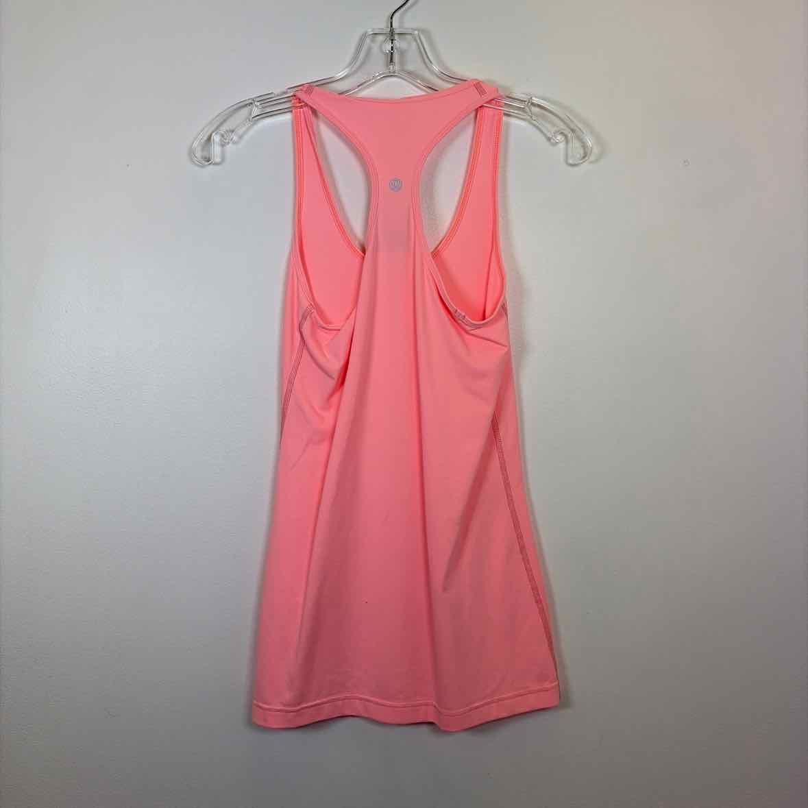 Pre-Owned Size 6/M Lululemon Pink Top