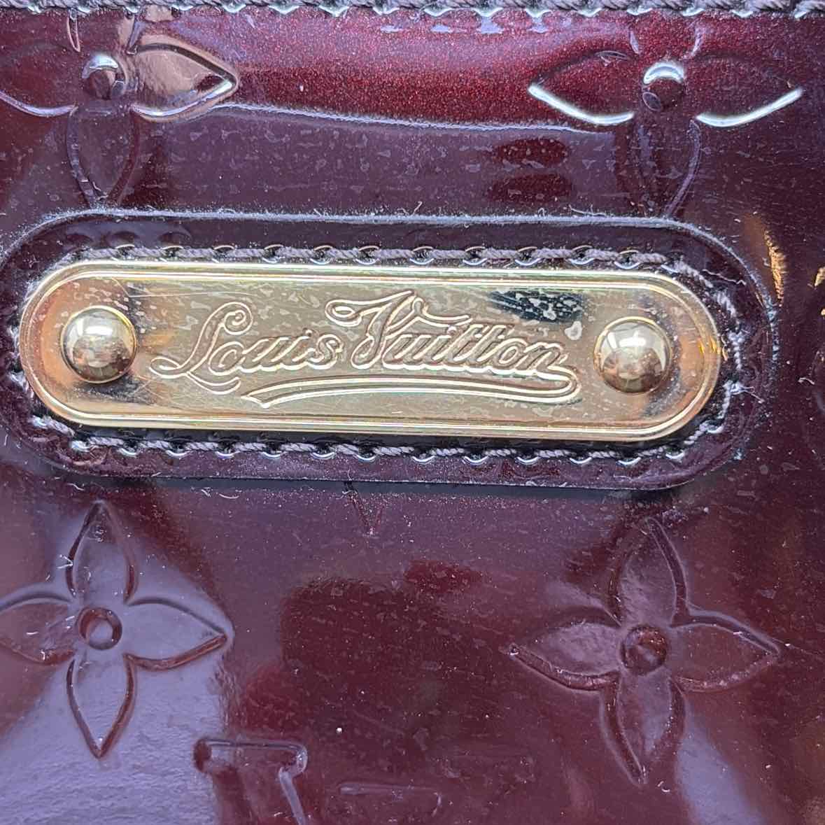 Pre-Owned Louis Vuitton Burgundy Patent Designer Handbag