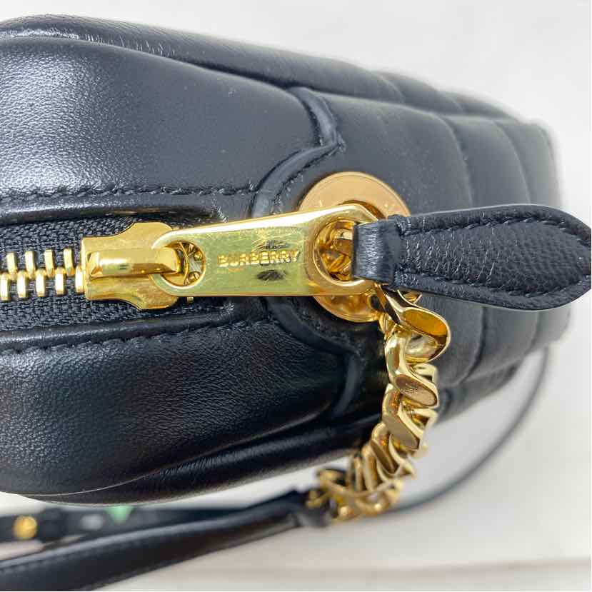 Pre-Owned Burberry Black Leather Designer Handbag