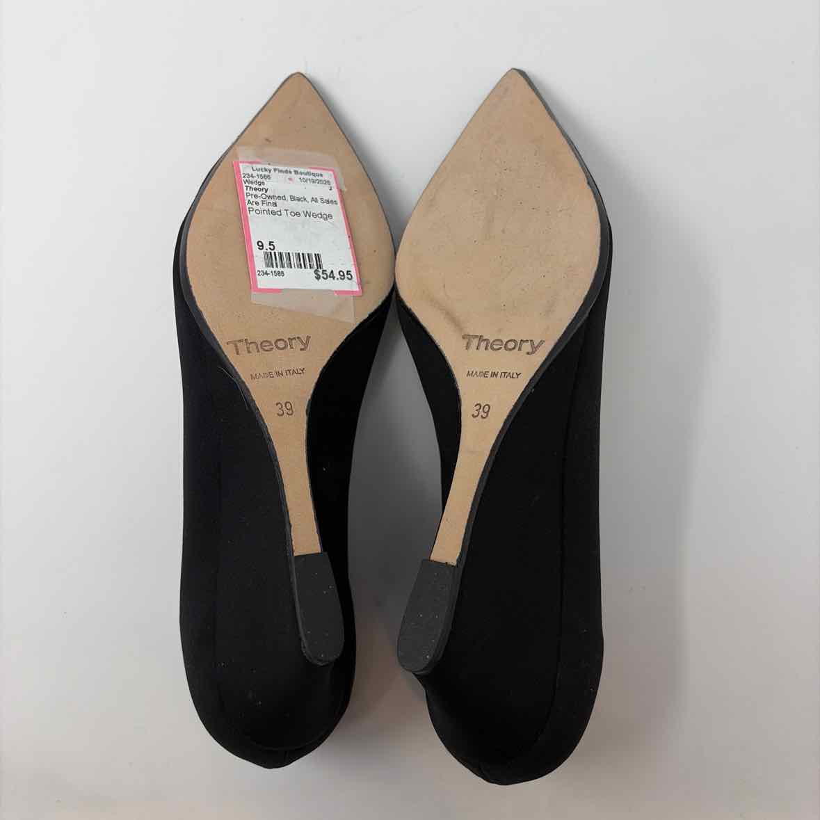 Pre-Owned Shoe Size 9.5 Theory Black Wedge