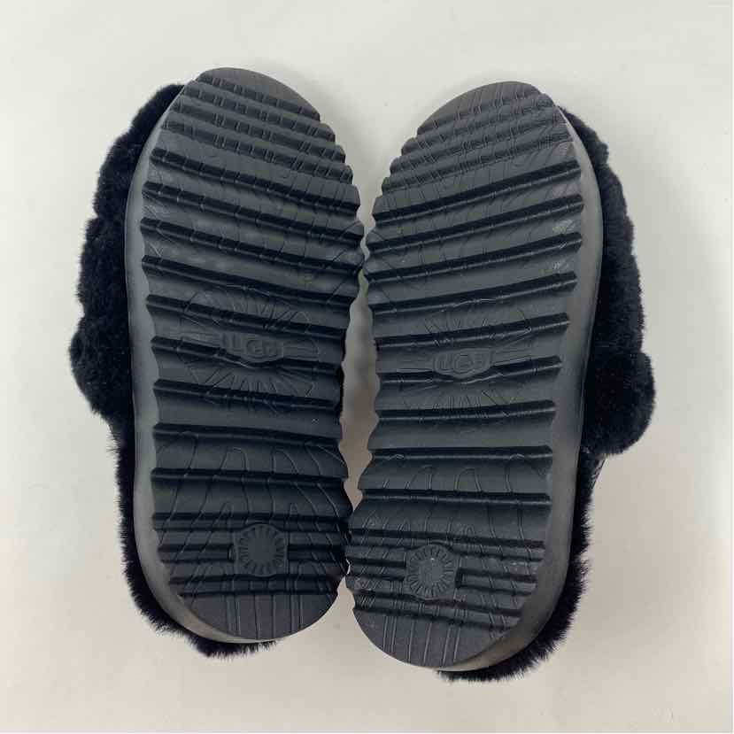 Pre-Owned Shoe Size 6 UGG Black Slipper