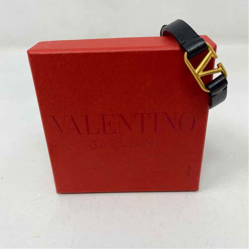 Pre-Owned Valentino Black/Red Leather Designer Jewelry