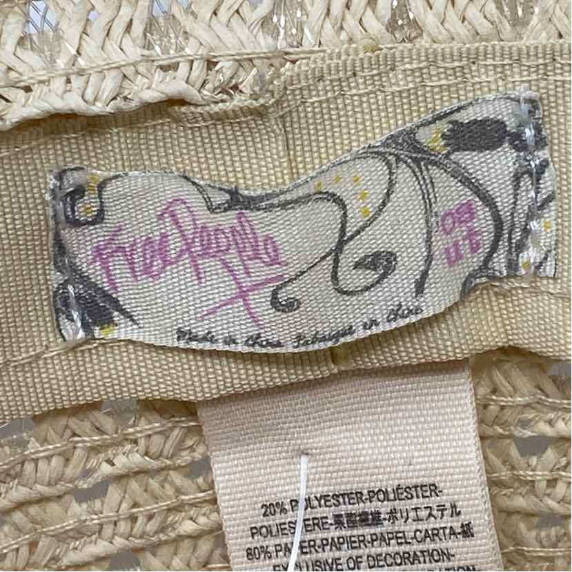 Pre-Owned Free People Beige Polyester Hat