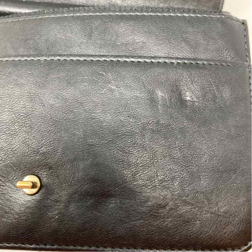 Pre-Owned Chanel Black Leather Designer Handbag