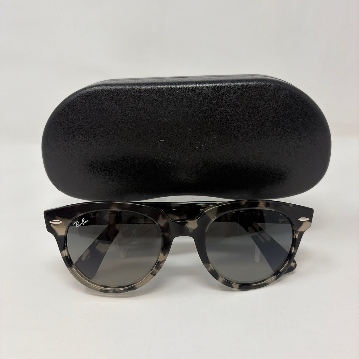 Pre-Owned Rayban Black/Grey Plastic Sunglasses