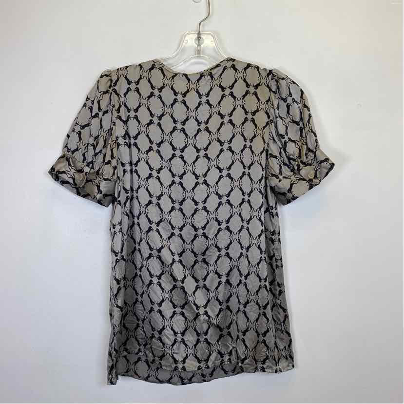 Pre-Owned Size S Club Monaco Black/Grey Top
