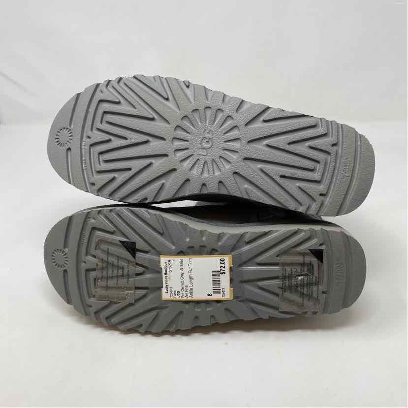 Pre-Owned Shoe Size 8 UGG Grey Boots