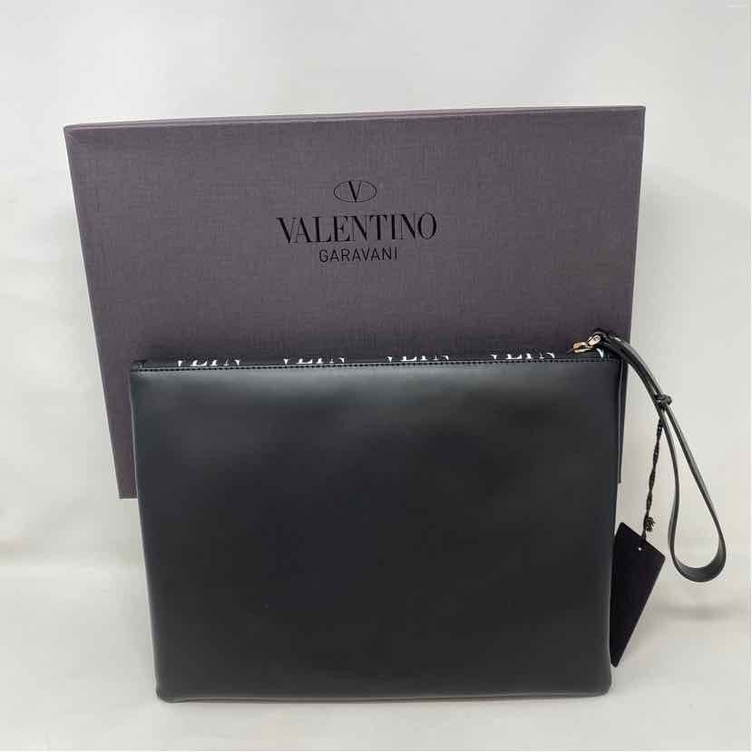 Pre-Owned Valentino Black Designer Handbag