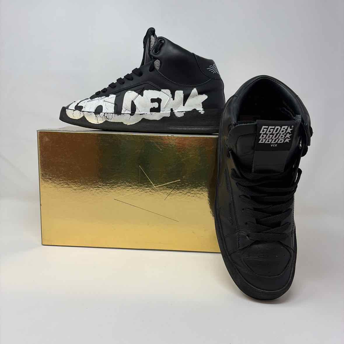Pre-Owned Golden Goose Black Leather Shoe Size 7.5 Designer Shoes