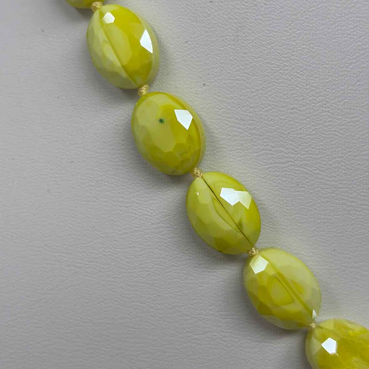 Pre-Owned Simon Sebbag Designs Yellow Beaded Necklace