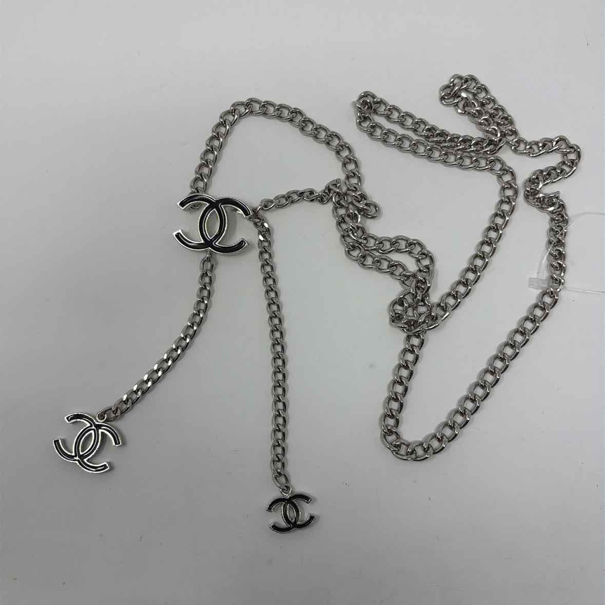 Pre-Owned Chanel Silver Chains Designer Belt