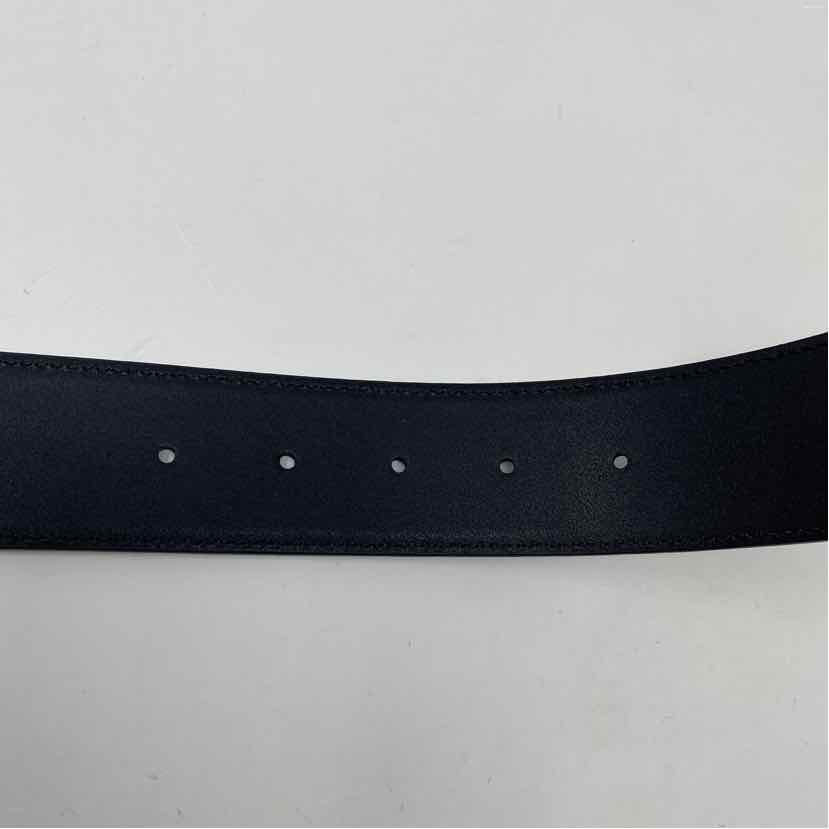 Pre-Owned Gucci Grey Leather Designer Belt