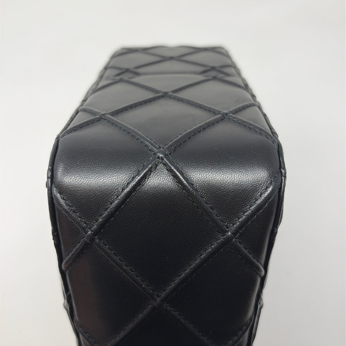 Pre-Owned Chanel Black Leather Designer Handbag