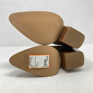 Pre-Owned Shoe Size 9 BP Tan Booties