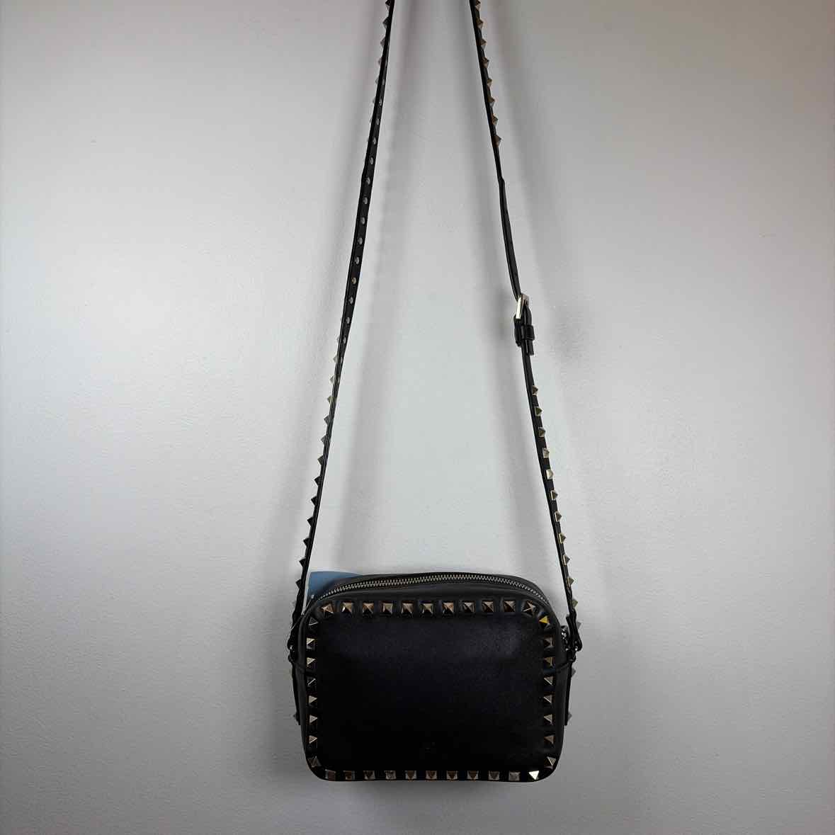 Pre-Owned Valentino Black Leather Designer Handbag