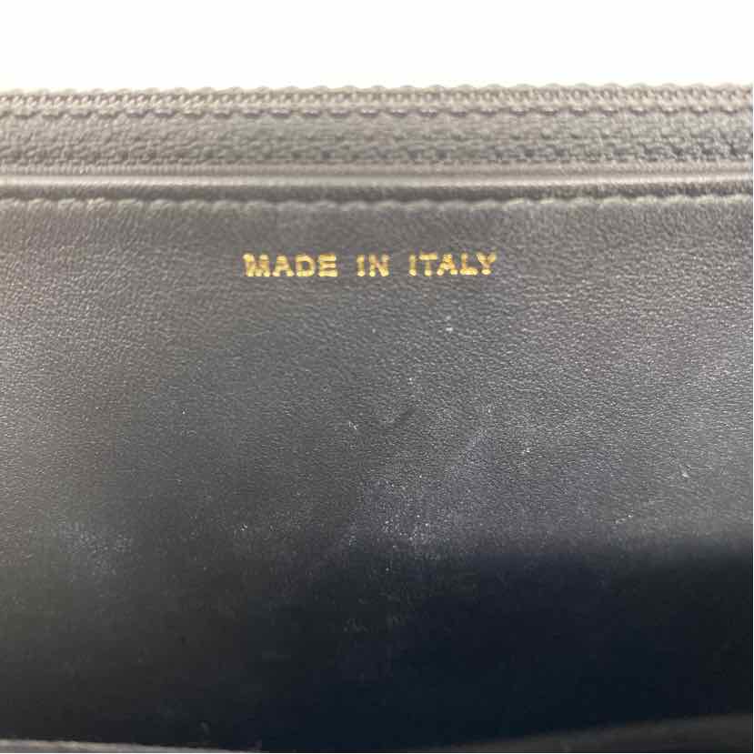 Pre-Owned Chanel Black Leather Designer Handbag