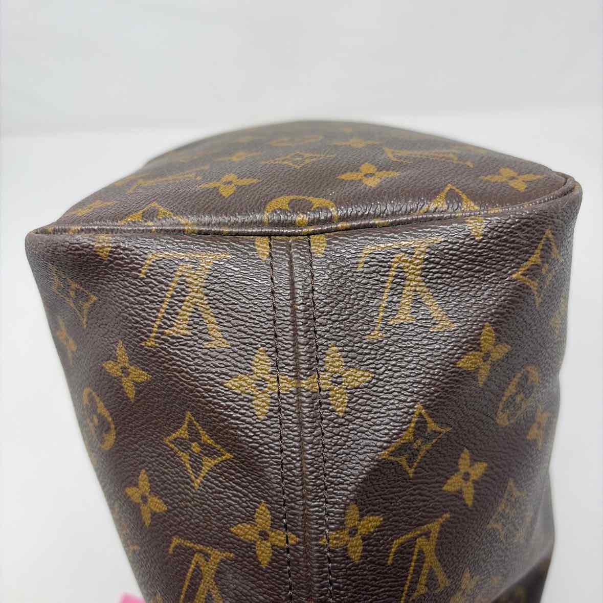 Pre-Owned Louis Vuitton Brown Coated Canvas Designer Handbag