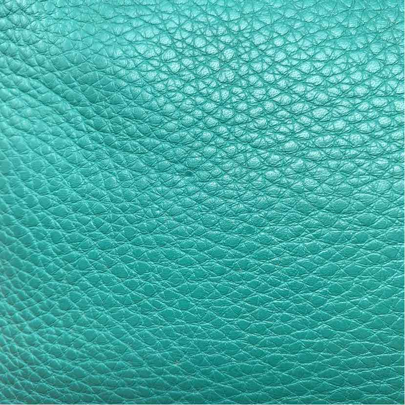 Pre-Owned Valentino Turqouise Leather Designer Handbag