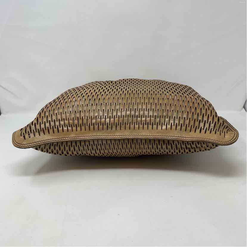 Pre-Owned Campomaggi Tan Leather Handbag