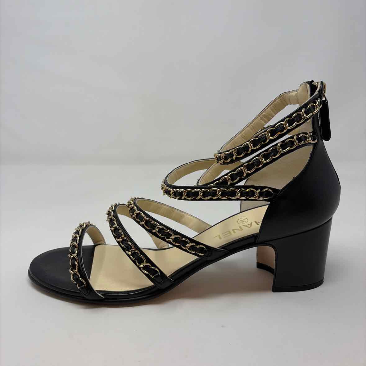 Pre-Owned Chanel Black Leather Shoe Size 10.5 Designer Shoes