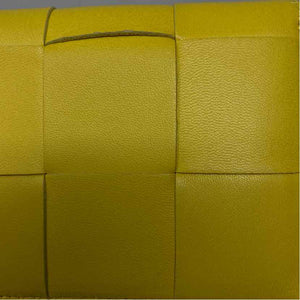 Pre-Owned Bottega Veneta Yellow Leather Designer Wallet