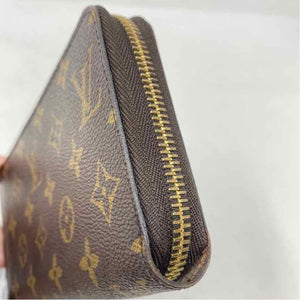 Pre-Owned Louis Vuitton Monogram Canvas Designer Wallet