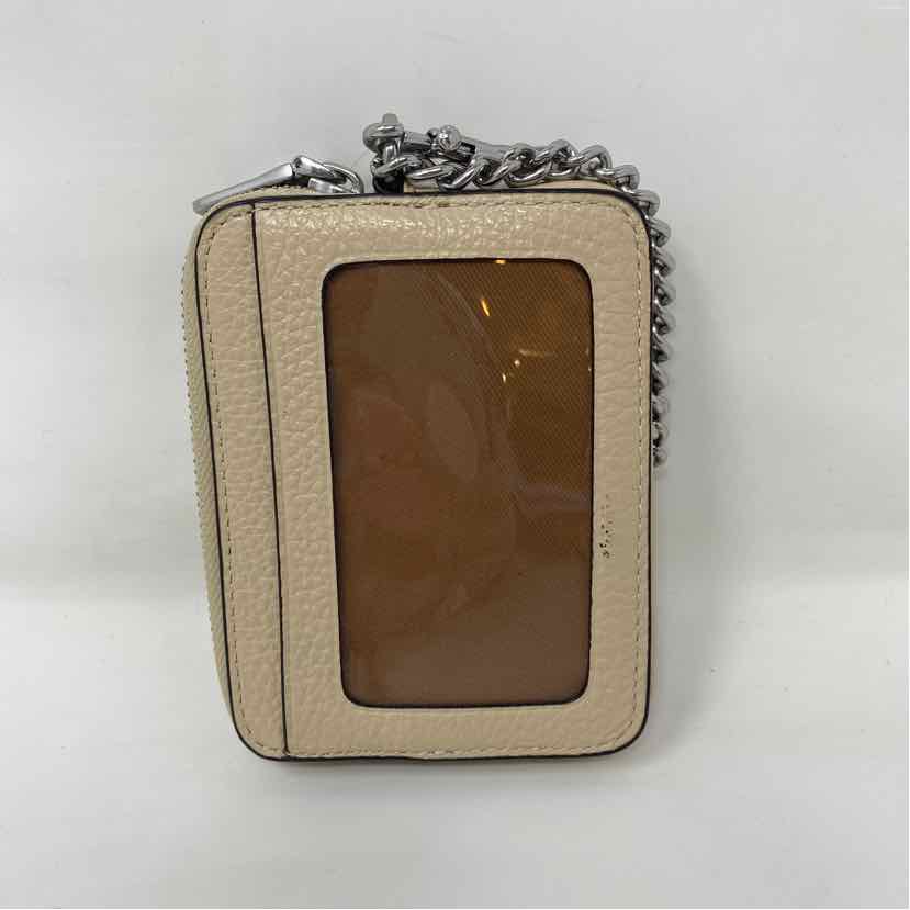 Pre-Owned Coach Cream Leather Wallet