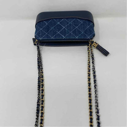 Pre-Owned Chanel Denim Denim Designer Handbag