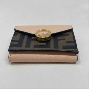 Pre-Owned Fendi Monogram Leather Designer Wallet