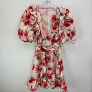 Pre-Owned Size 6/M Missguided White Floral Casual Dress