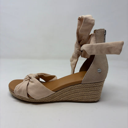 Pre-Owned Shoe Size 8.5 UGG Tan Wedge