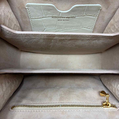 Pre-Owned Alexander McQueen Cream Leather Designer Handbag