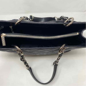Pre-Owned Chanel Black Leather Designer Handbag