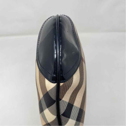 Pre-Owned Burberry Plaid Canvas Designer Handbag