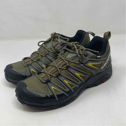 Pre-Owned Shoe Size 9 Salomon Olive Sneaker