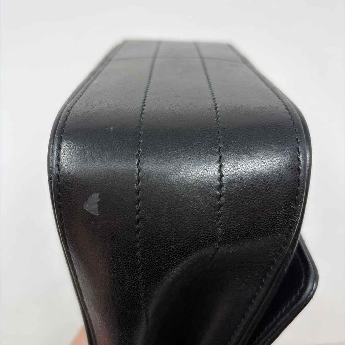 Pre-Owned Saint Laurent Black Leather Designer Handbag
