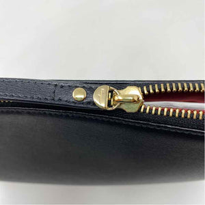 Pre-Owned Salvatore Ferragamo Black Leather Designer Handbag