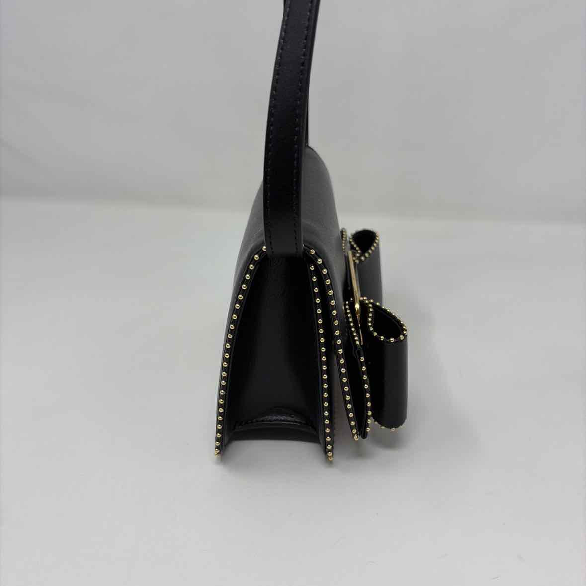 Pre-Owned Ferragamo Black Leather Designer Handbag