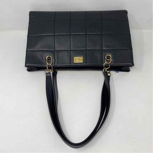Pre-Owned Chanel Black Leather Designer Handbag