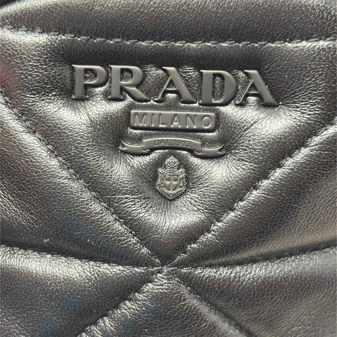 Pre-Owned Prada Black Leather Designer Handbag