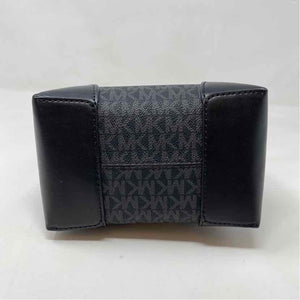 Pre-Owned MICHAEL by Michael Kors Black Canvas Handbag